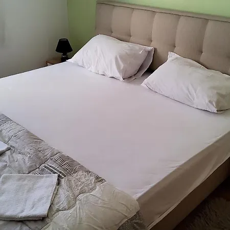 公寓 Appealing 8 Sleeps 3 Guests